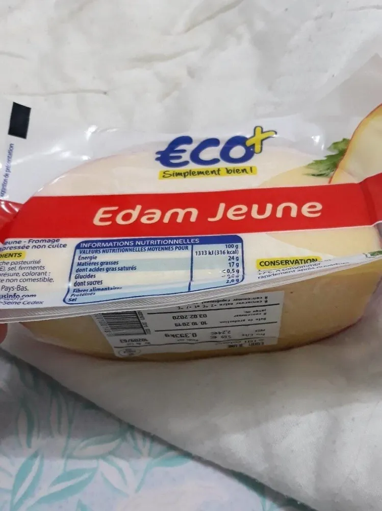 Edam jeune