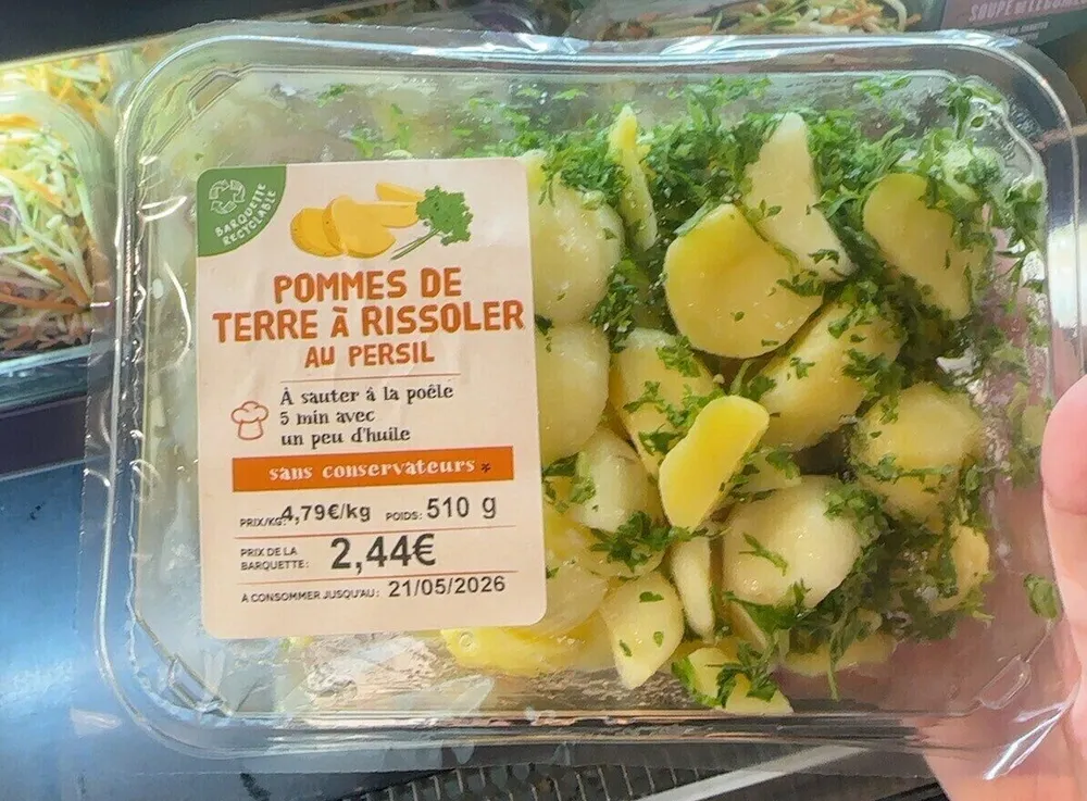 Pommes de terre à isolée au persil