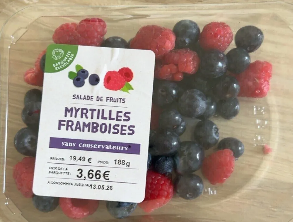 Salade de fruits myrtilles framboises
