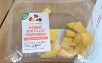 Salade de fruits mangue myrtilles framboise