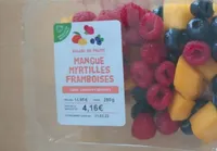 Salade de fruits mangue myrtilles framboises