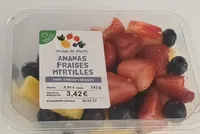 Salade de fruits ananas fraises myrtille