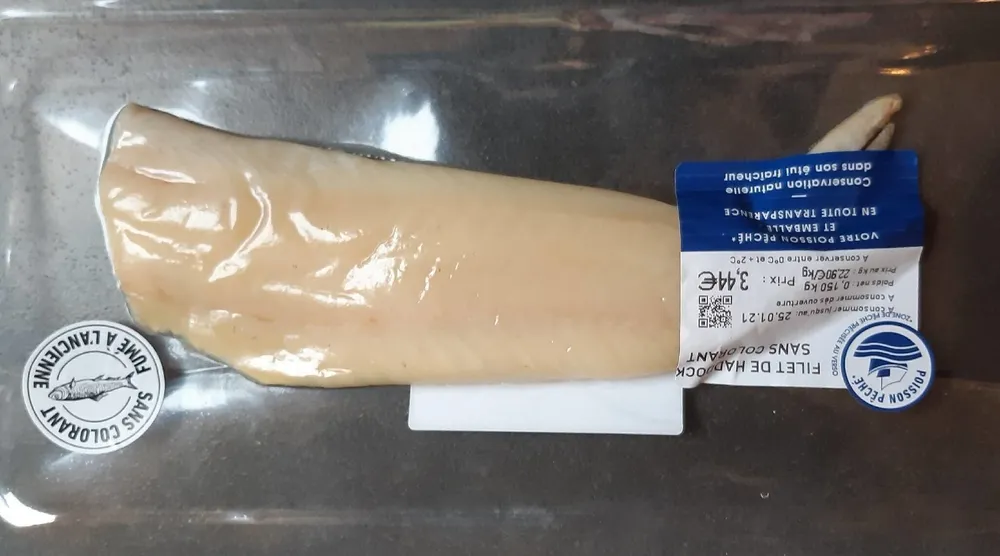 Filet de Haddock dans colorant