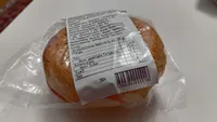 Wienerwurstsemmel mit Essiggurkerl