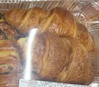 Lot 3 croissants + 3 pains chocolats + 3 pains raisins