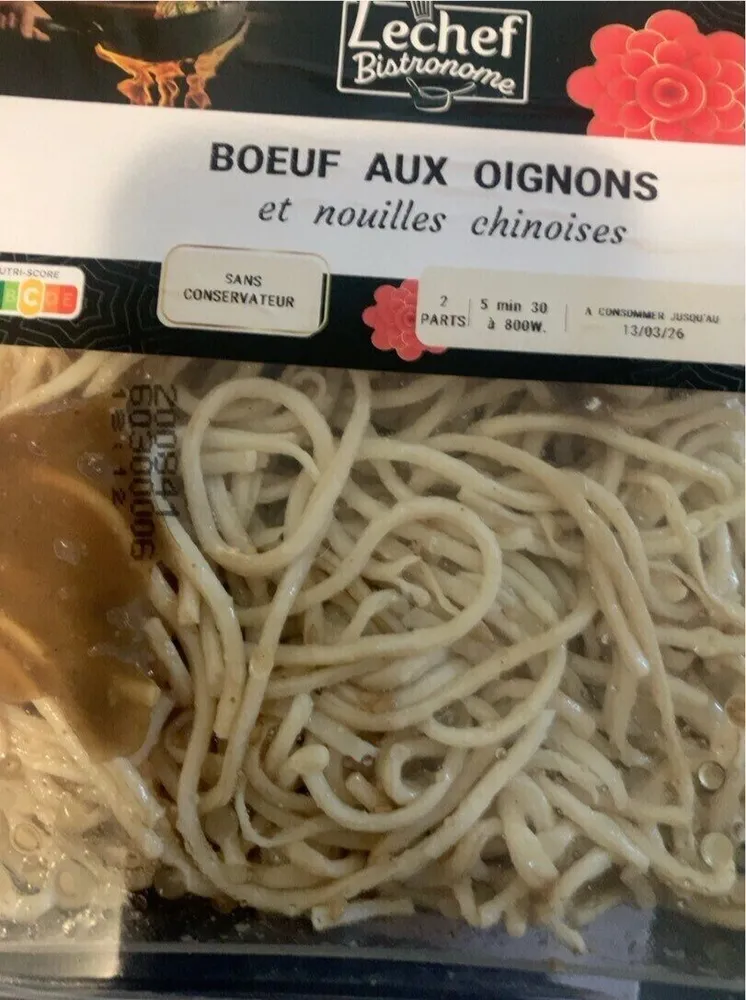 Boeuf aux oignons et nouilles chinoises