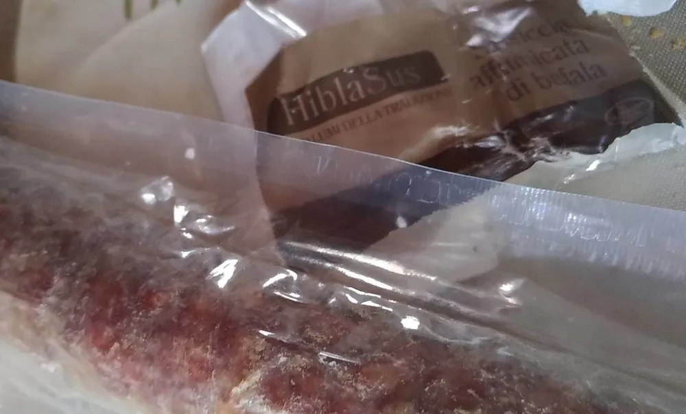 Salsiccia stagionata affumicata di bufalo