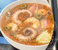 Zuppa di pesce mediterranea