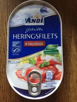 Geteilte Heringsfillets in Tomatensauce