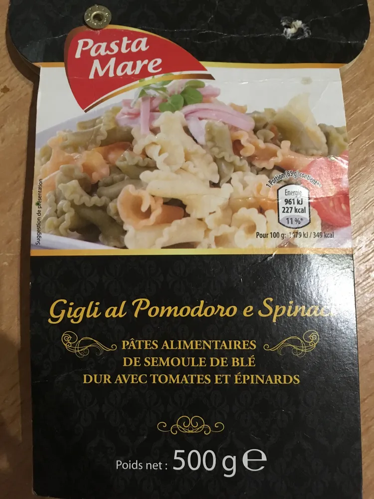 Gigli al Pomodoro e Spinaci
