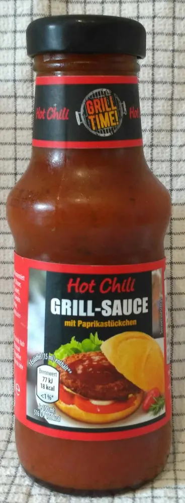 Hot Chili Grill-Sauce mit Paprikastückchen