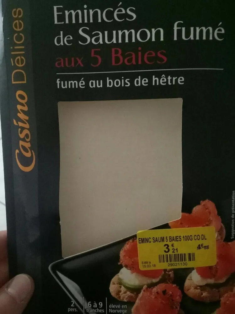 Émincés de saumon fumé aux 5 baies fumé au bois de hêtre