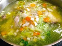 Hühnersuppe