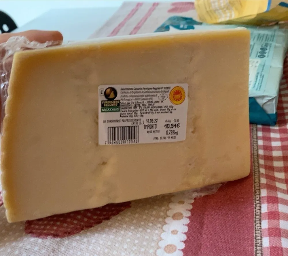 Parmiggiano reggiano Mezzano