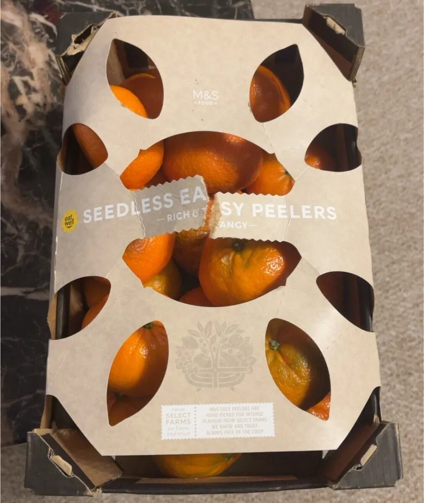 Seedless easy peelers