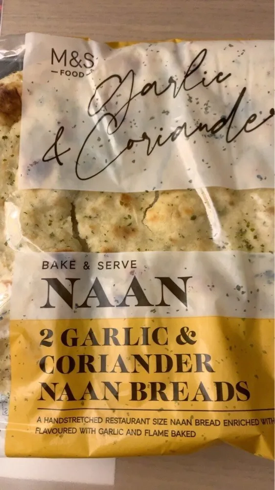 2 Garlic and Coriander Naan Breads