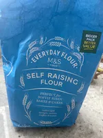 EVERYDAY SELF FLOUR M&S -FOOD RAISING FLOUR PERFEC