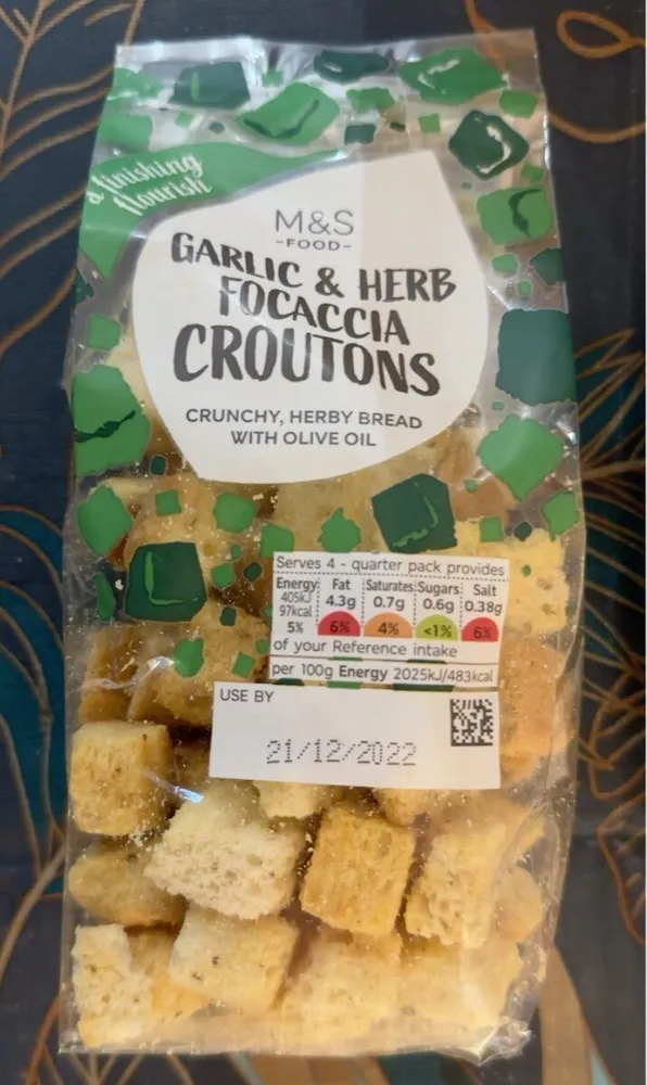 M&S garlic and herb foccacia crouton