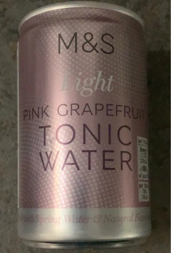 Pink grapefruit tonik water
