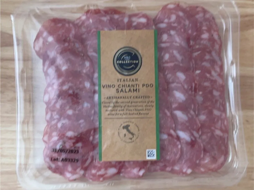 Italian Vino Chianti PDO Salami