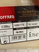 Queso de oveja viejo elaborado con leche cruda