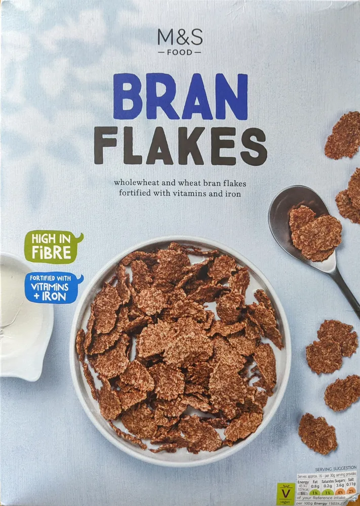wholegrain wheat flakes and wheat bran with added vitamins and iron