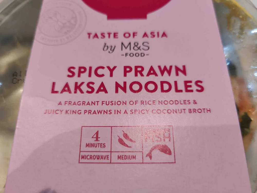 Spicy laksa prawn noodles