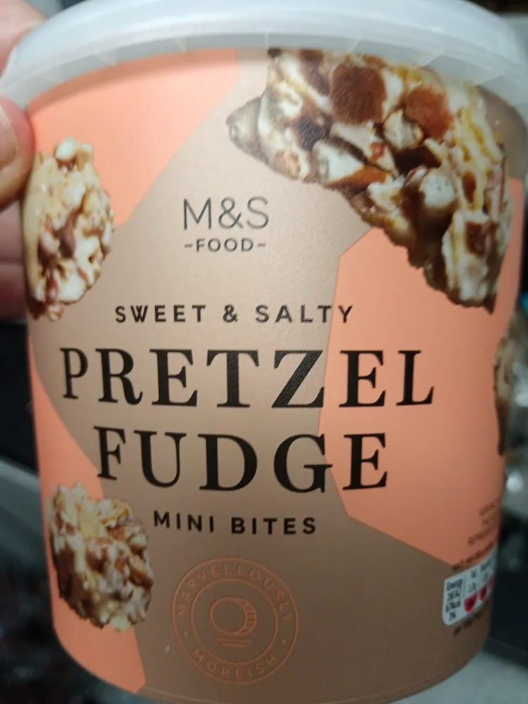 Pretzel mini bites