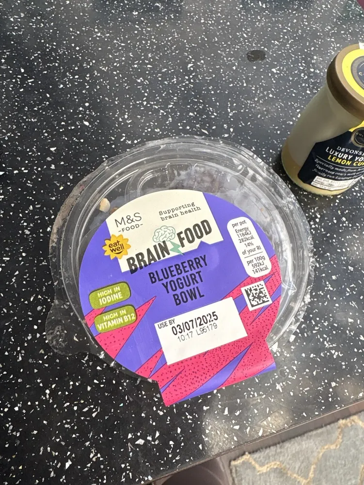 Blueberry yogurt bowl