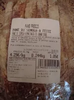 Pane di semola a fette