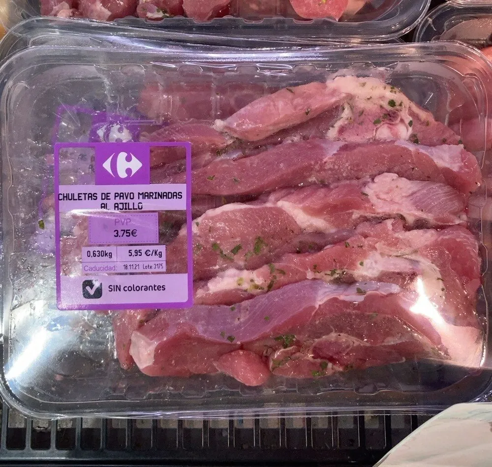 Chuletas de pavo marinadas al ajillo