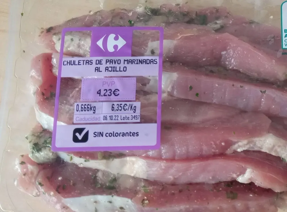 Chuletas de pavo marinadas al ajillo