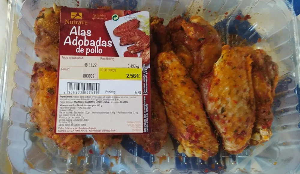 Alitas adobadas de pollo