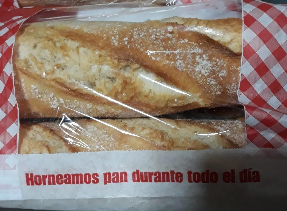 Pan tres unidades