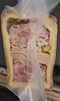 Pate en croute de pintade aux morilles et aux champignons