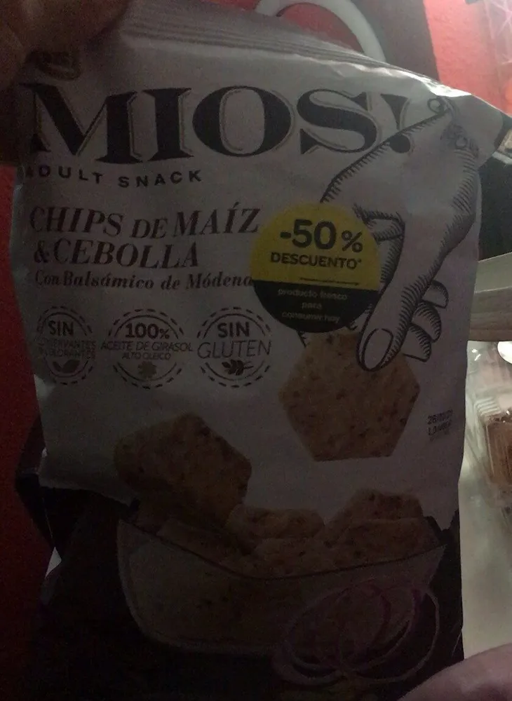 Chips de maiz y chia