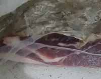 Coscia di suino dissossata