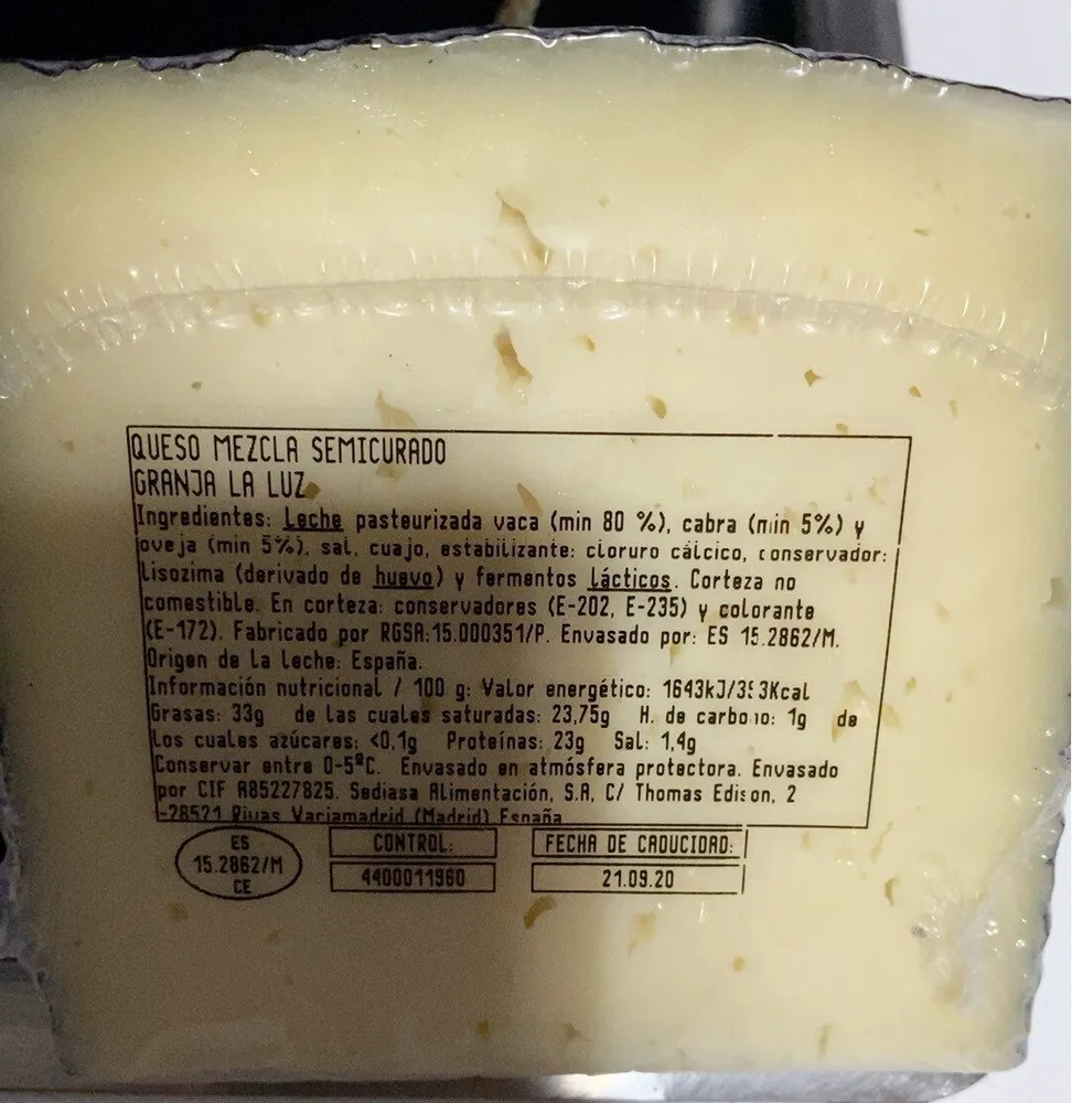 Queso semi curado