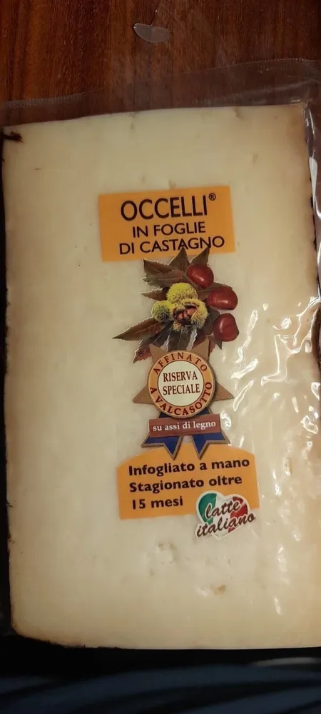 Occelli in foglie di castagno