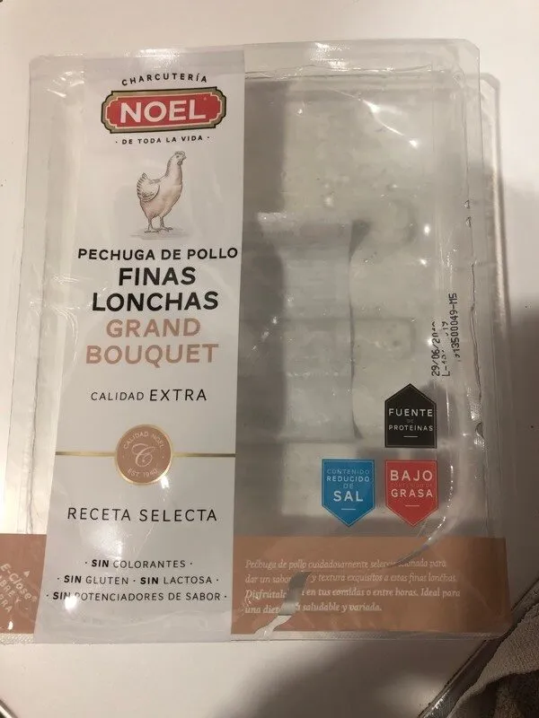Pechuga de pollo finas lonchas.Grand Bouquet