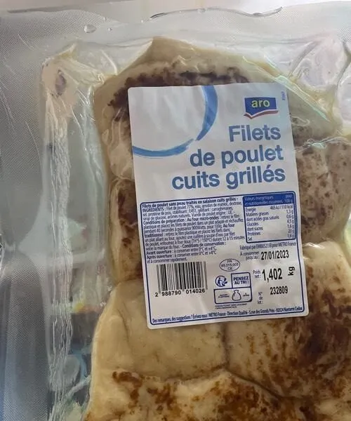 Filet de poulet cuit grillés