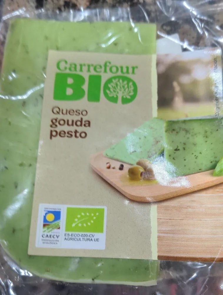 Queso de vaca al pesto bio