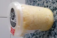 Piña natural pelada en rodajas