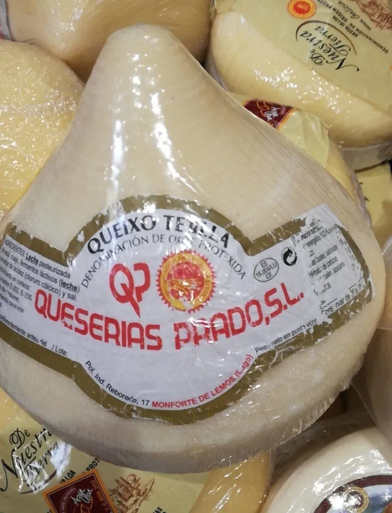 Queixo tetilla