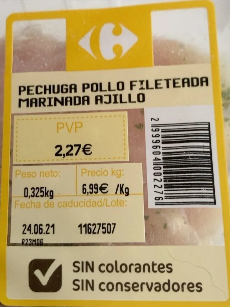 Pechuga pollo fileteada marinada ajillo