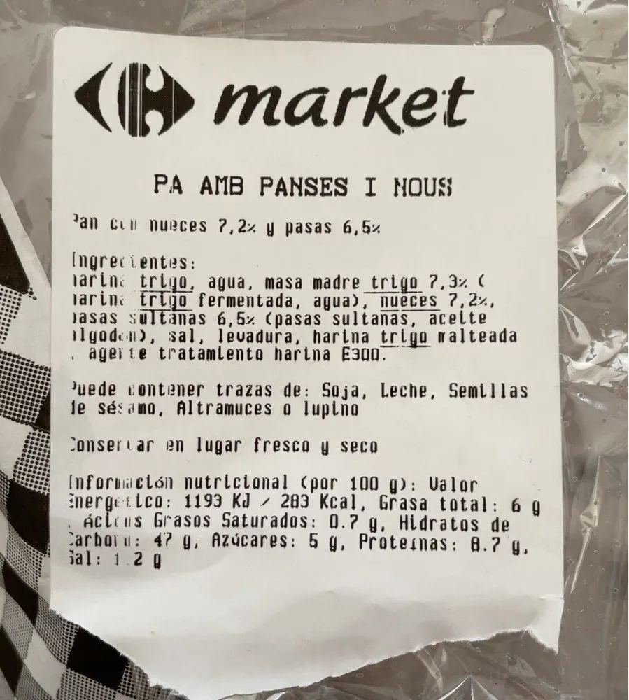 Pa amb panses i nous