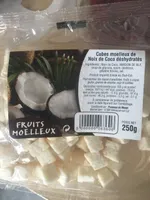 Cubes moelleux de noix de coco déshydratés