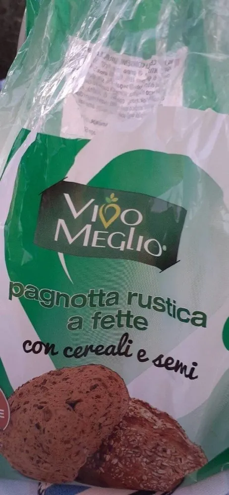 Pagnotta rustica a fette