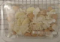 White chocolate and coconut macaron