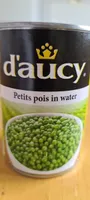 Petits pois in water